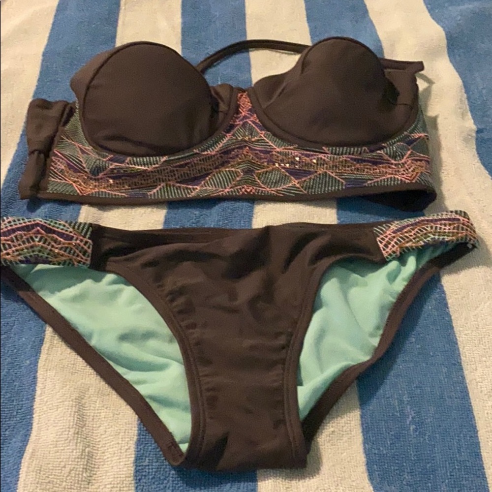 Beaded 2 pieces swimsuit